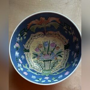 Floral Blue and Cream Decorative Bowl pre owned good condition.       #04
